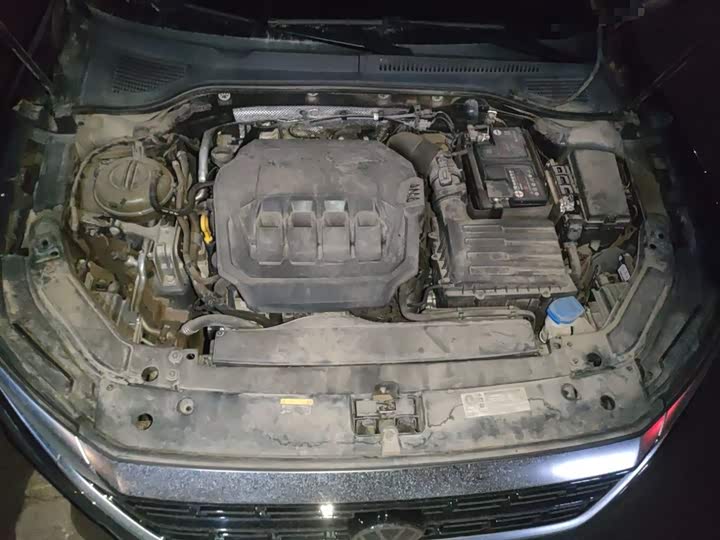 Фото 11 - Volkswagen Passat