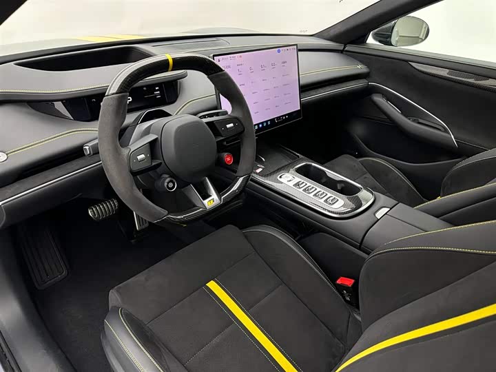 Фото 16 - Xiaomi SU7 Ultra