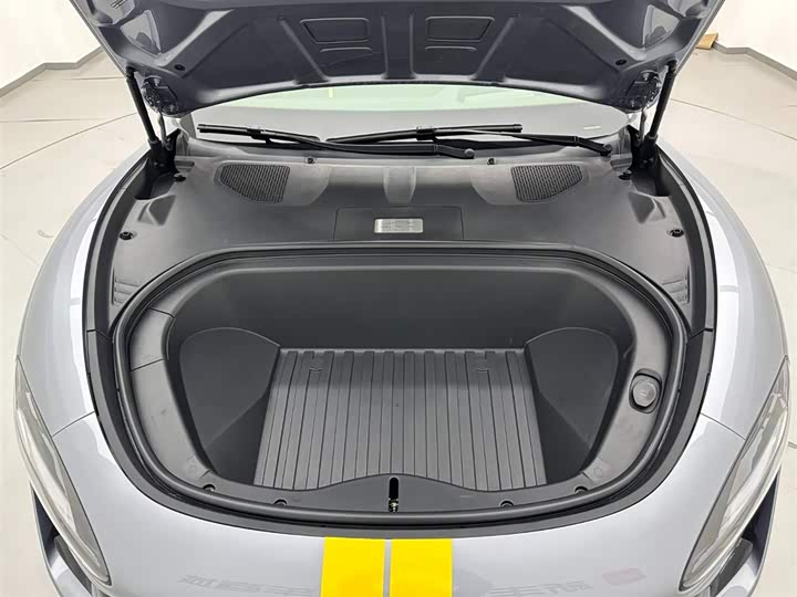 Фото 23 - Xiaomi SU7 Ultra