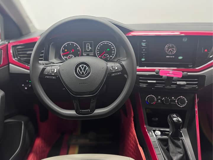 Фото 11 - Volkswagen Polo