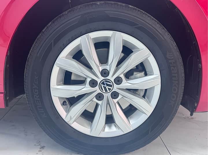 Фото 16 - Volkswagen Polo