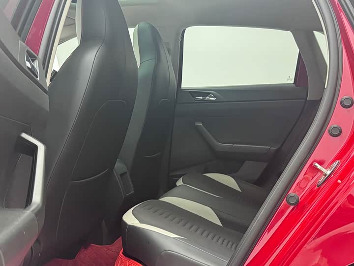 Фото 8 - Volkswagen Polo