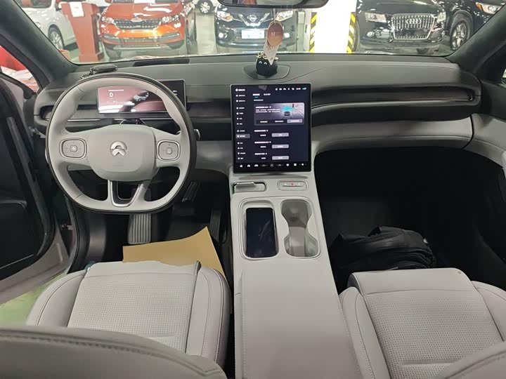 Фото 10 - Nio ES6