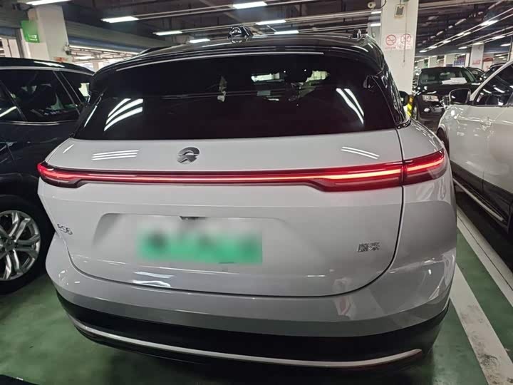 Фото 6 - Nio ES6