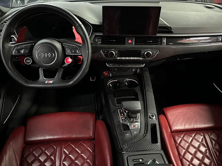 Фото 10 - Audi S4