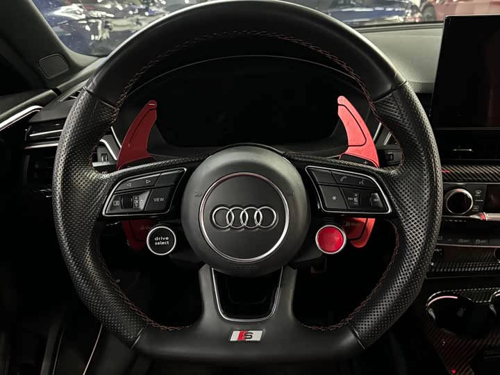 Фото 13 - Audi S4