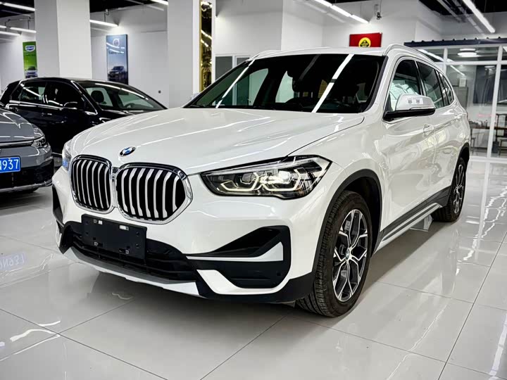 Фото 1 - BMW X1