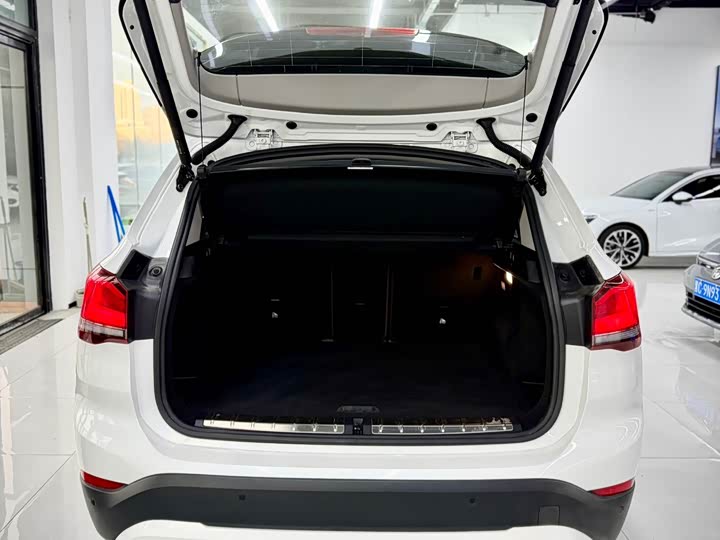 Фото 18 - BMW X1