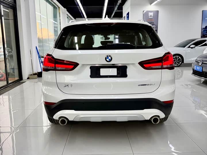 Фото 5 - BMW X1