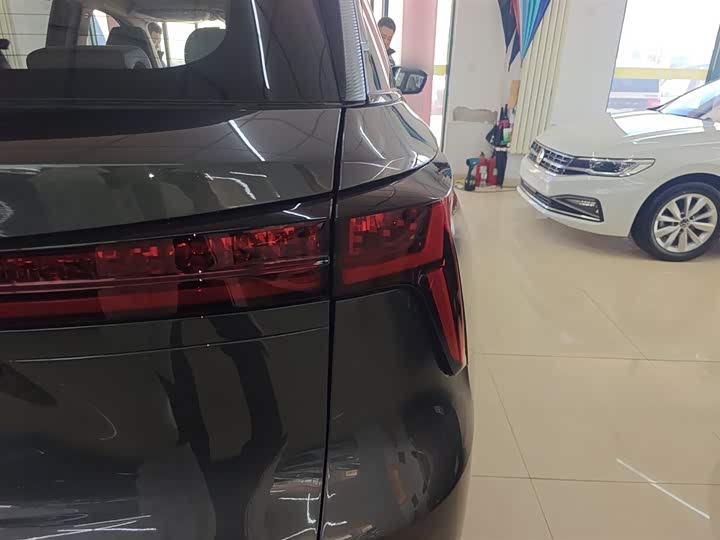 Фото 8 - Changan CS75 Plus