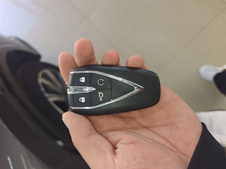 Фото 9 - Changan CS75 Plus