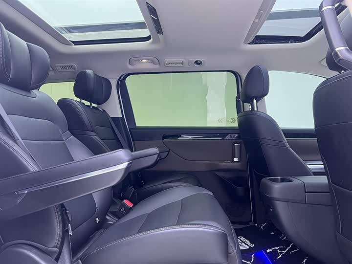 Фото 22 - GAC Trumpchi E8