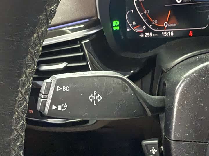 Фото 17 - BMW 5 Series