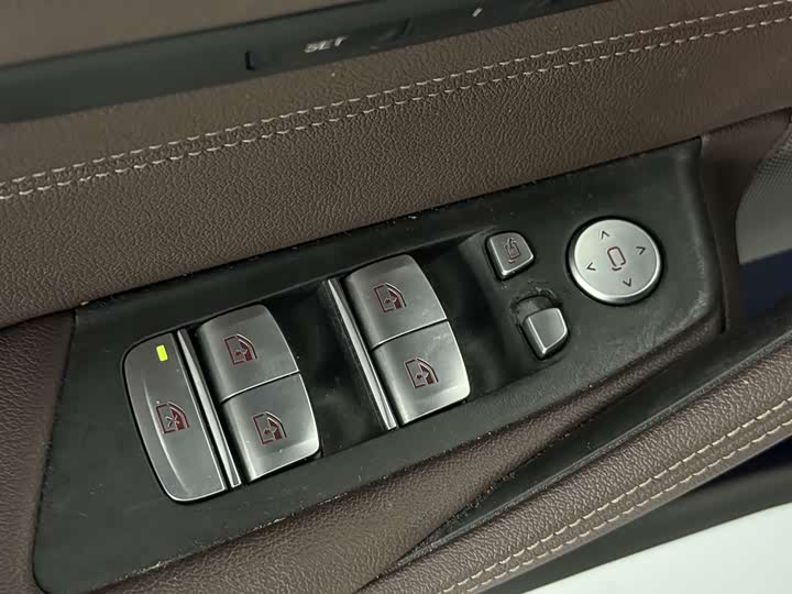 Фото 7 - BMW 5 Series