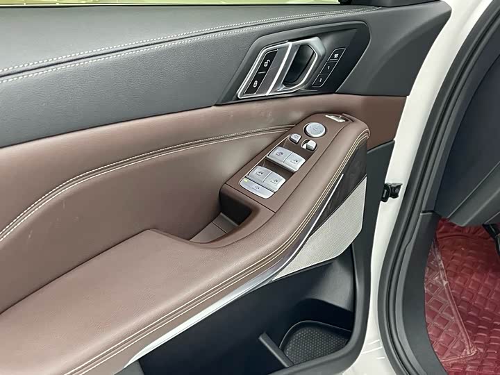 Фото 15 - BMW X5