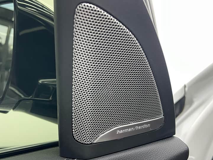 Фото 16 - BMW X5