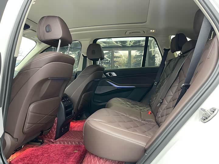 Фото 18 - BMW X5