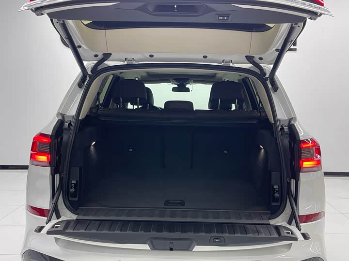 Фото 22 - BMW X5