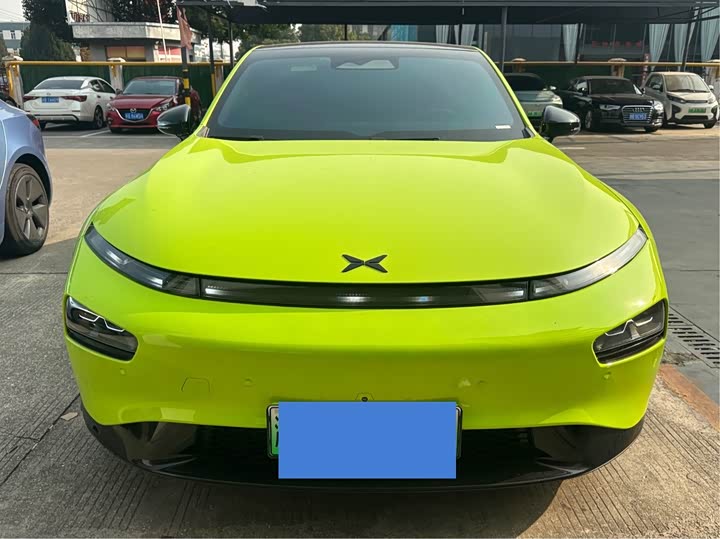 Фото 13 - XPeng P7