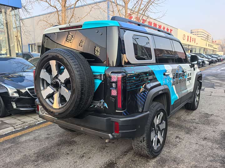 Фото 16 - BAIC Beijing BJ40 Hybrid