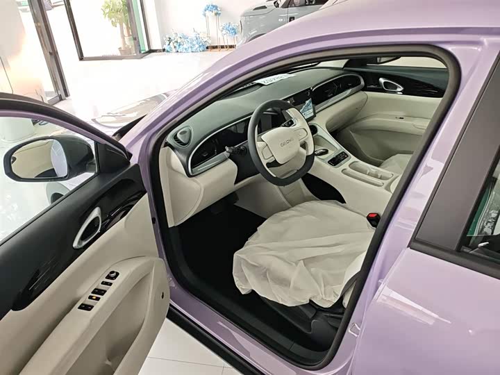 Фото 16 - Geely Galaxy Geome