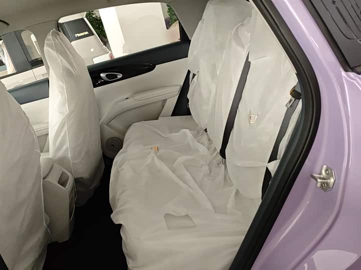 Фото 17 - Geely Galaxy Geome