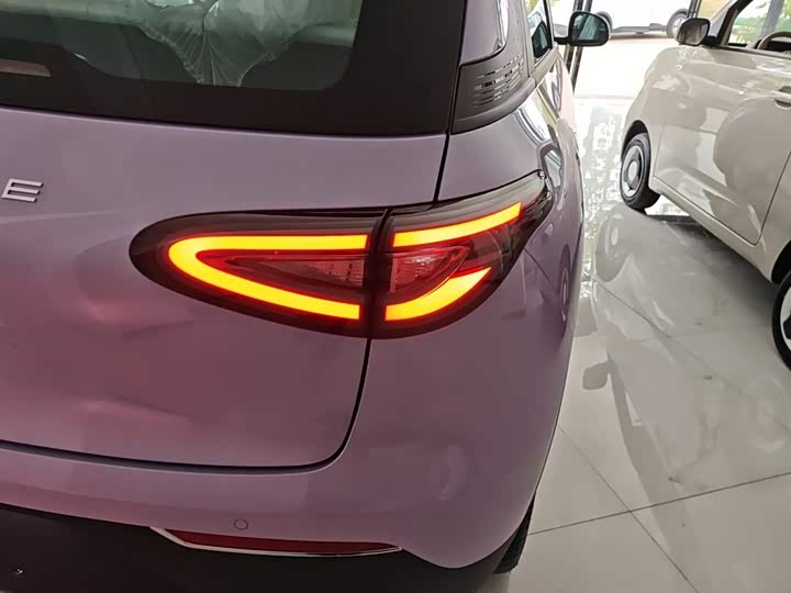 Фото 8 - Geely Galaxy Geome