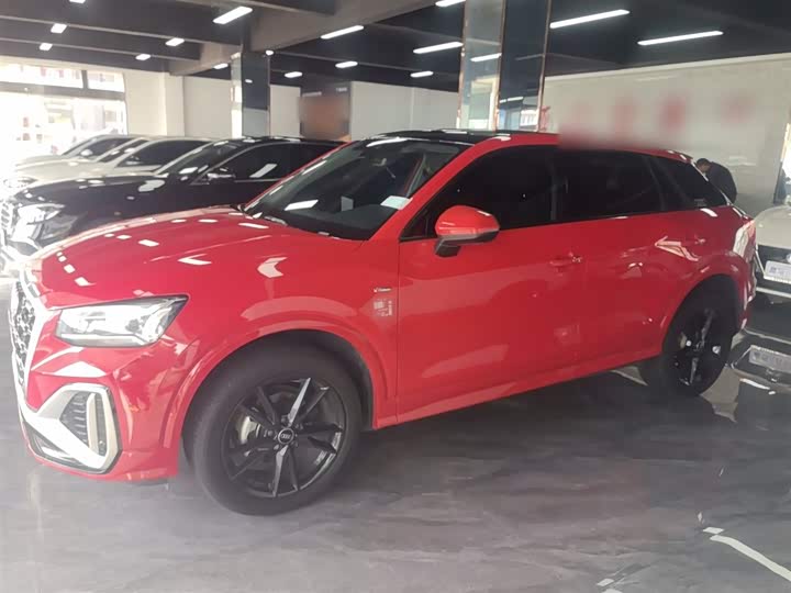 Фото 5 - Audi Q2L