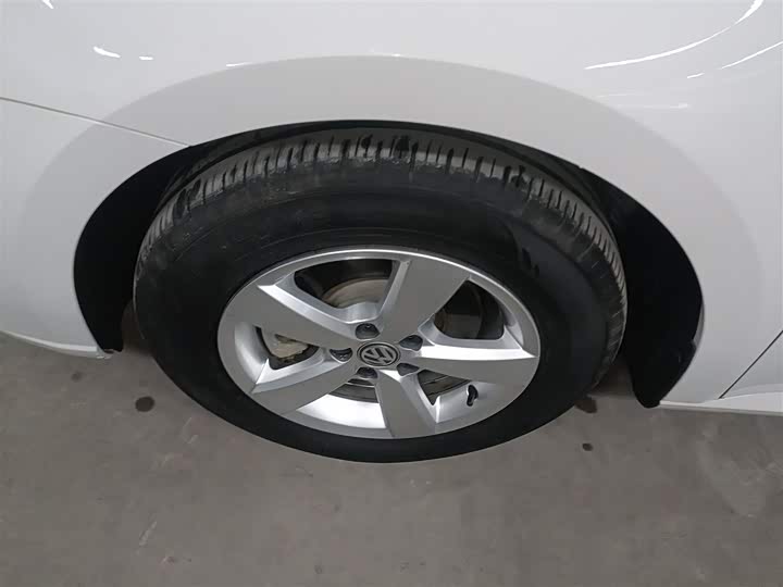 Фото 23 - Volkswagen Lavida