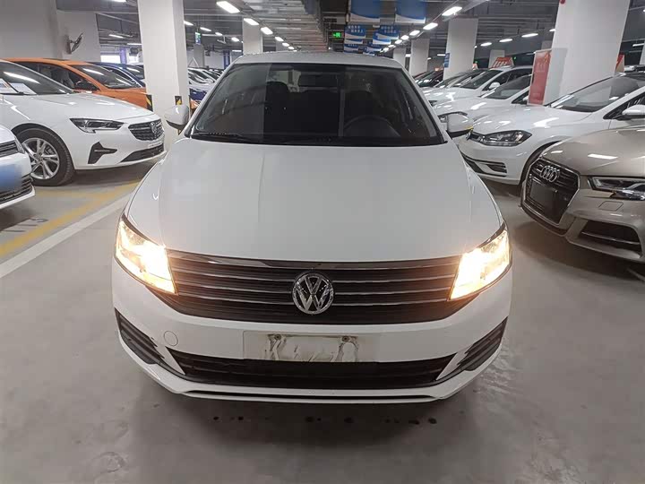 Фото 3 - Volkswagen Lavida