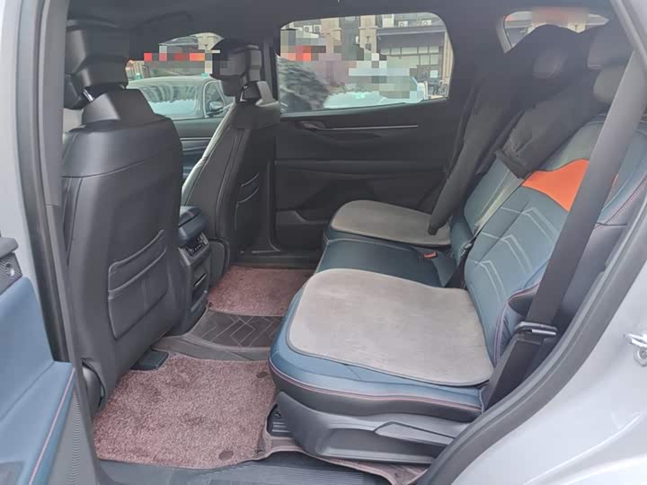 Фото 15 - Ford Edge