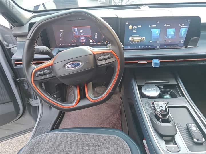 Фото 3 - Ford Edge