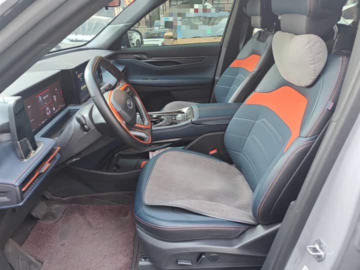 Фото 8 - Ford Edge