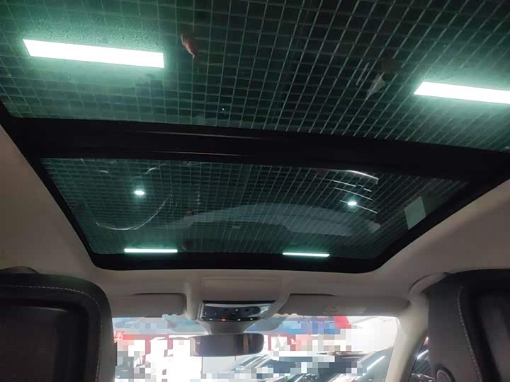 Фото 18 - Volkswagen Passat