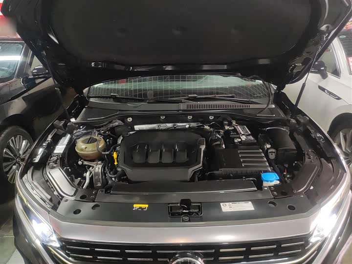 Фото 20 - Volkswagen Passat