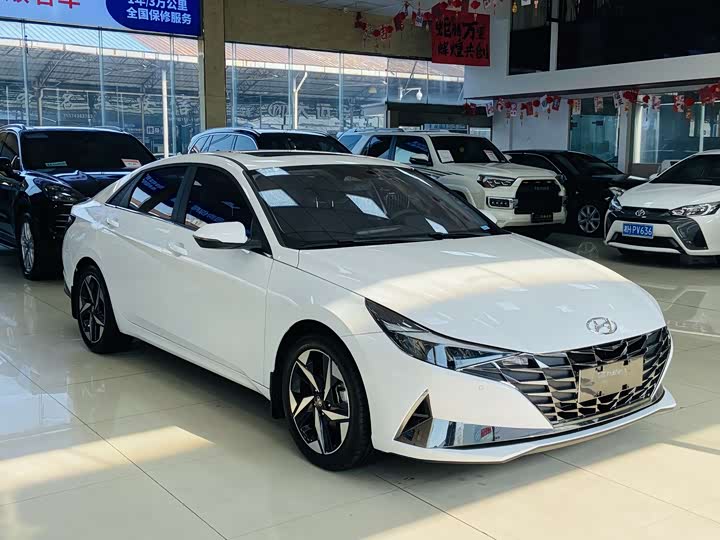 Фото 2 - Hyundai Elantra N line