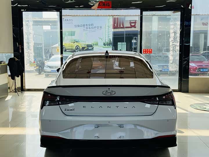 Фото 4 - Hyundai Elantra N line