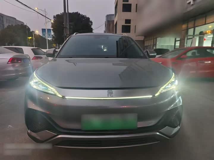 Фото 3 - BYD Yuan Plus