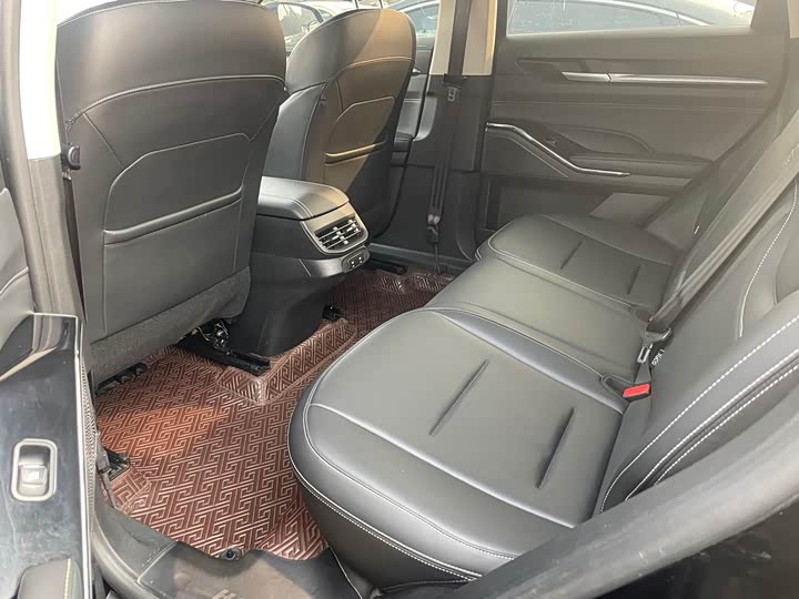 Фото 11 - Haval H6