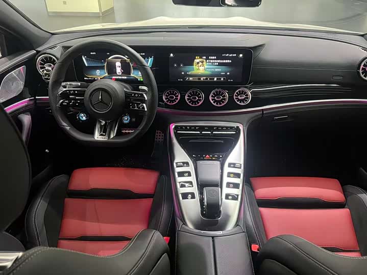 Фото 15 - Mercedes-Benz AMG GT