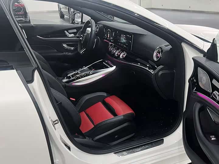 Фото 19 - Mercedes-Benz AMG GT