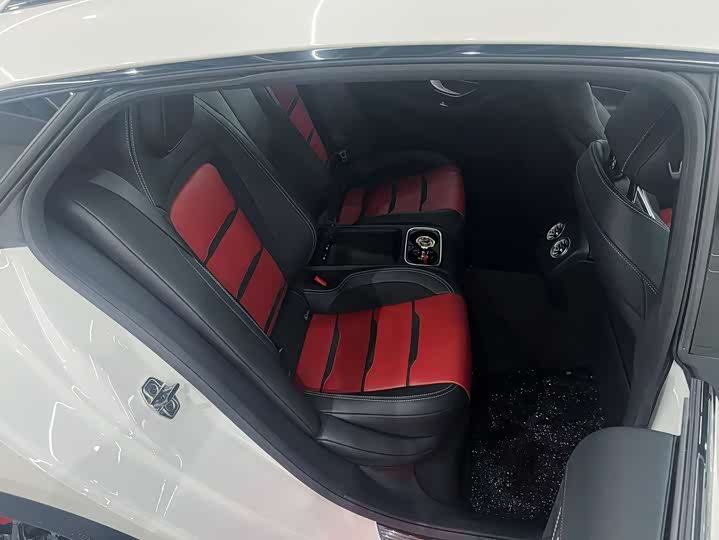 Фото 20 - Mercedes-Benz AMG GT