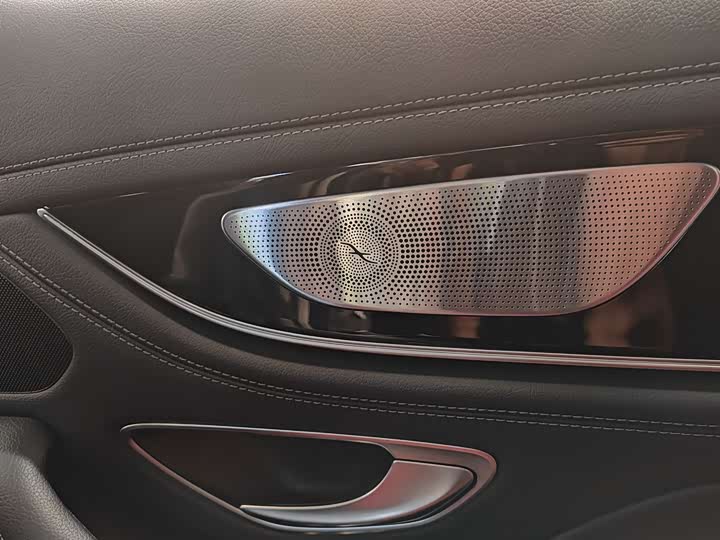 Фото 27 - Mercedes-Benz AMG GT