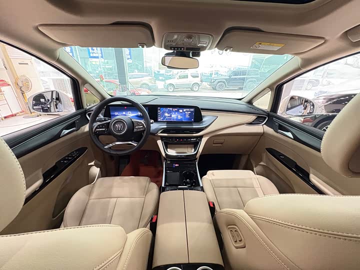 Фото 11 - Buick GL8 Hybrid