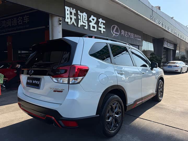 Фото 13 - Subaru Forester