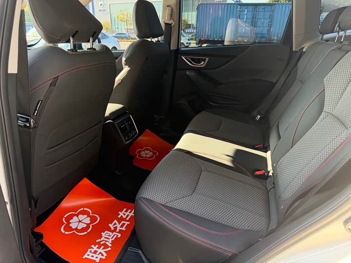 Фото 5 - Subaru Forester