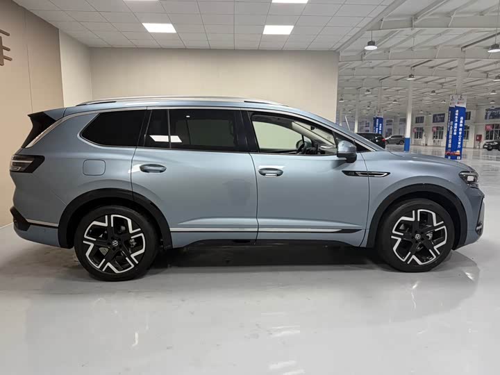 Фото 7 - Volkswagen Talagon