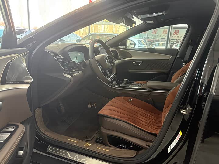 Фото 4 - BYD Han