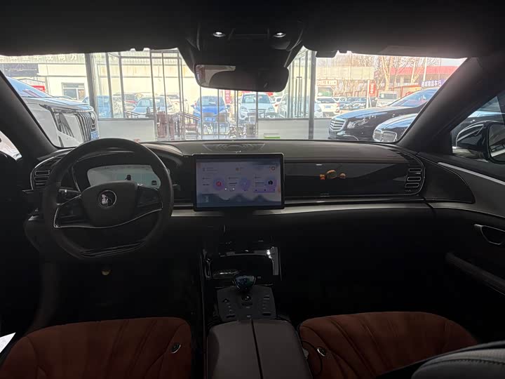 Фото 6 - BYD Han