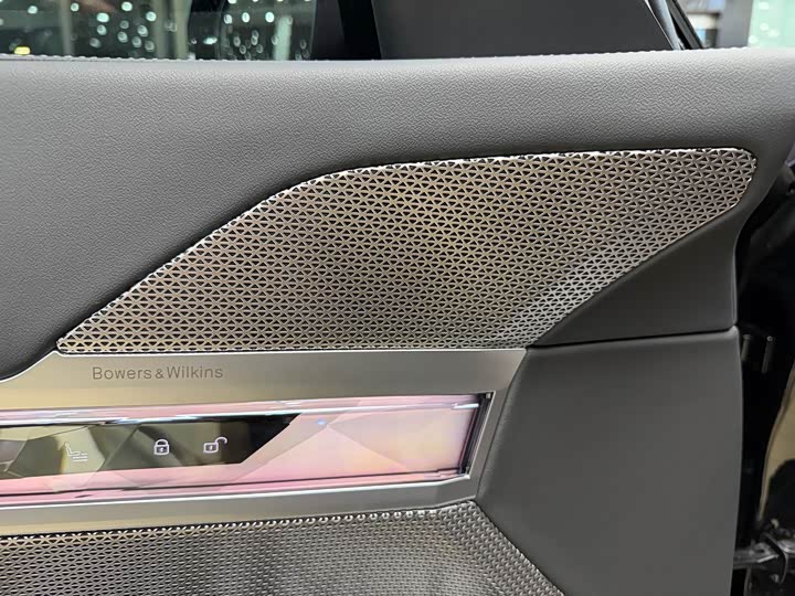 Фото 6 - BMW 7 Series